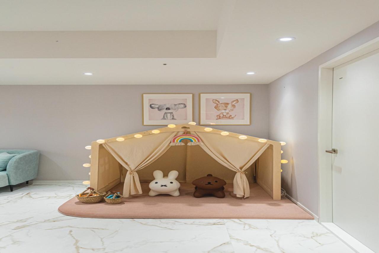 Asherah Villa D' Aqua Hotel 金海市 エクステリア 写真